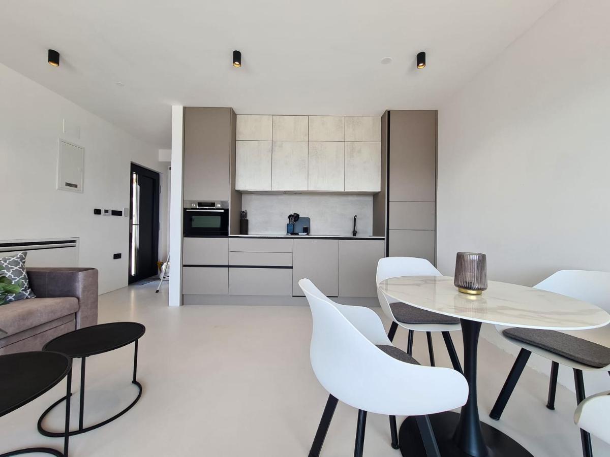 The Five Stars Croatia Apartment Novi Vinodolski Exterior foto